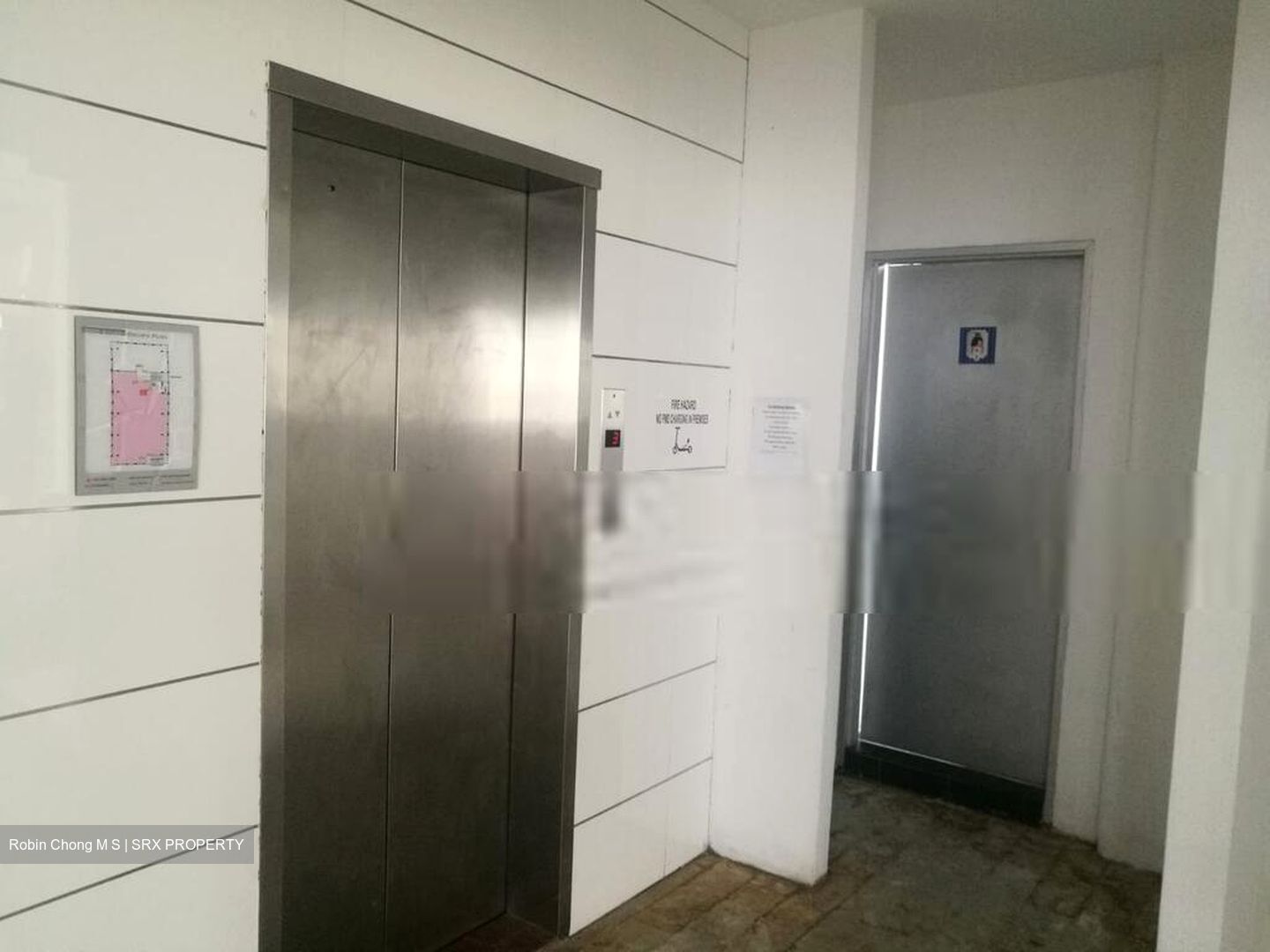 Ingolstadt Centre (D13), Office #457043651